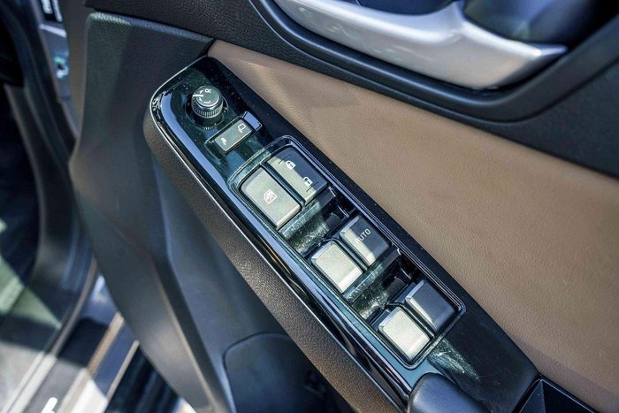 2023 Mazda BT-50 SP