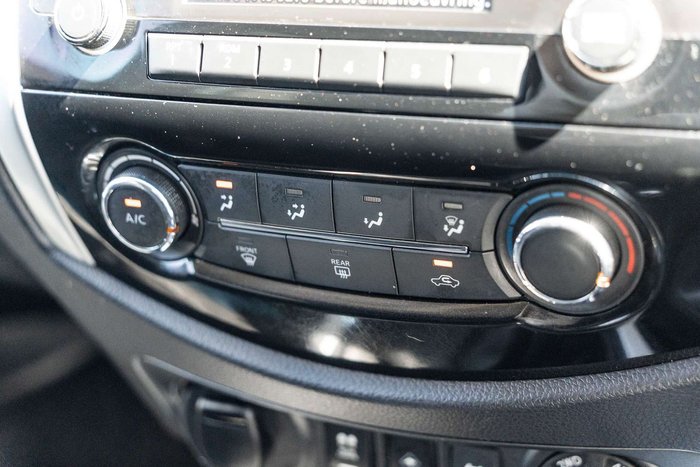 2016 Nissan Navara ST