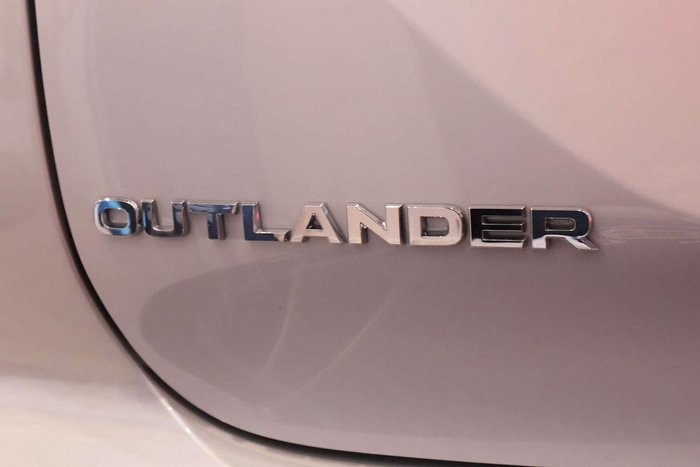 2025 Mitsubishi Outlander PHEV Exceed Tourer