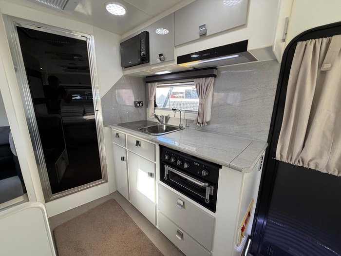 2016 Paramount Micro