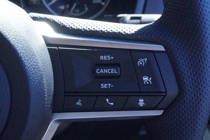 2025 Mitsubishi Triton GLS