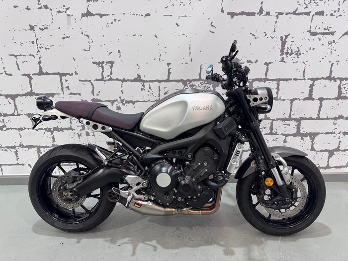 2016 Yamaha XSR900 XSR Silver