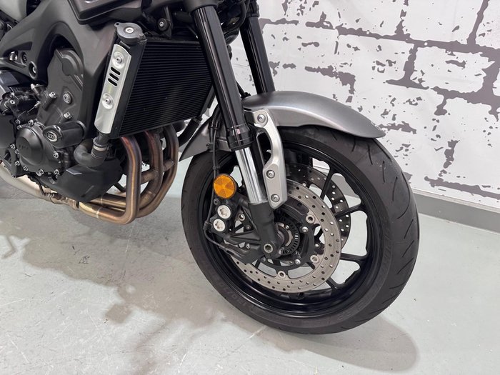 2016 Yamaha XSR900 XSR Silver