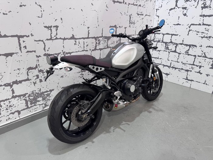 2016 Yamaha XSR900 XSR Silver