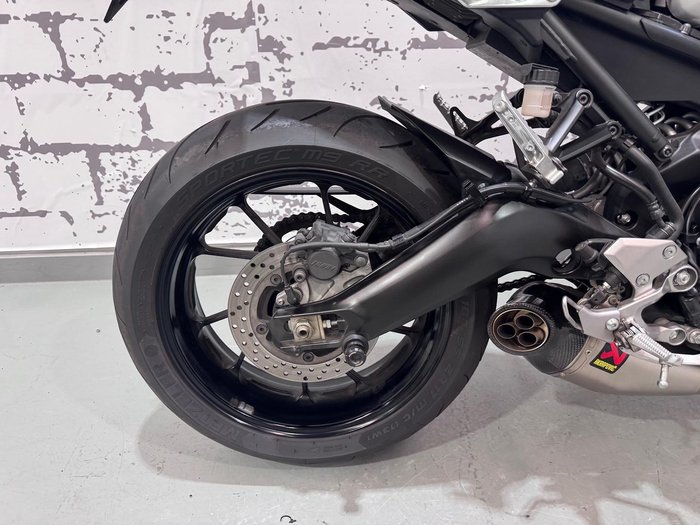 2016 Yamaha XSR900 XSR Silver