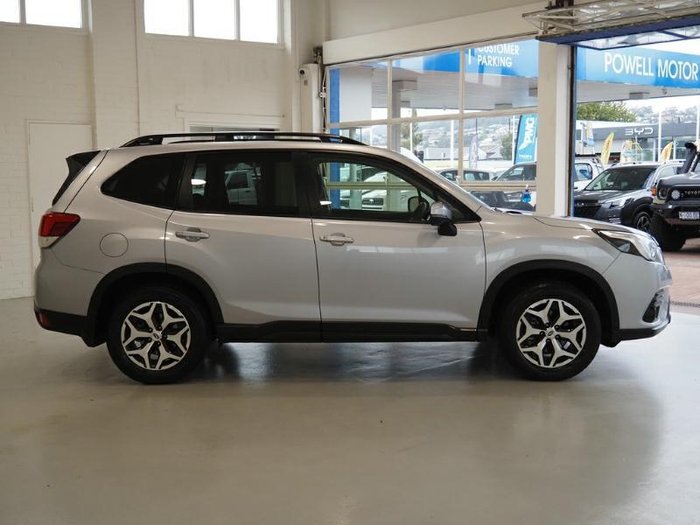 2024 Subaru Forester 2.5i