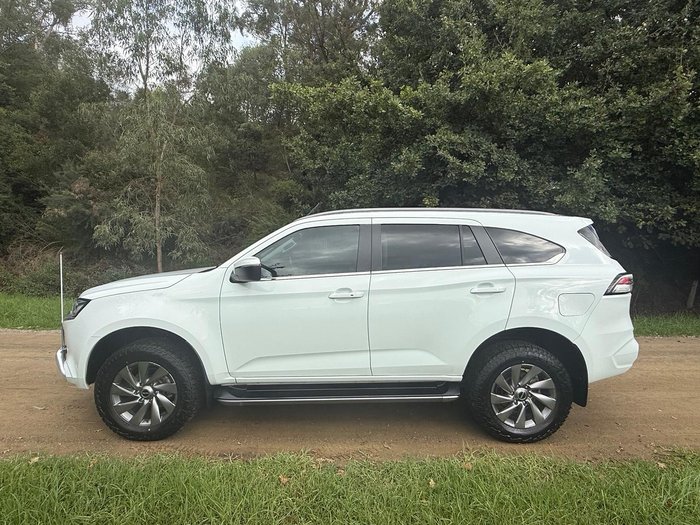 2022 Isuzu MU-X LS-U