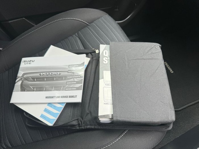 2022 Isuzu MU-X LS-U