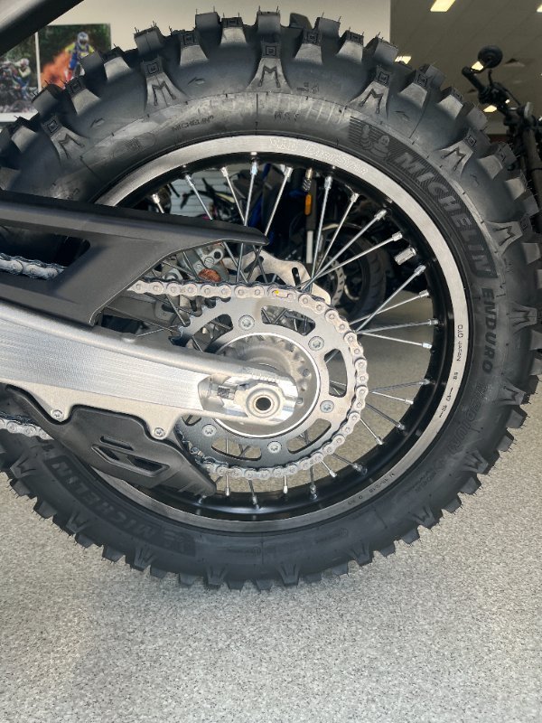 2026 HUSQVARNA TE300 WHITE