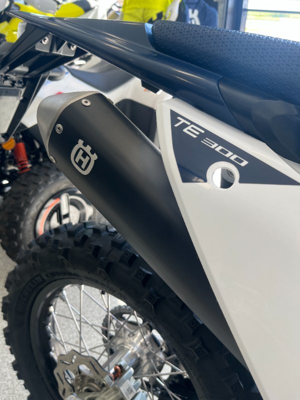2026 HUSQVARNA TE300 WHITE