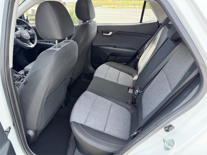 2024 KIA STONIC S YB MY24 White