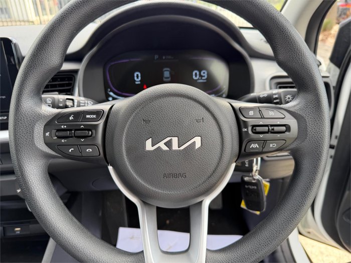 2024 KIA STONIC S YB MY24 White