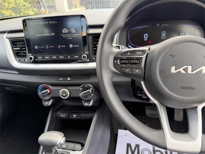 2024 KIA STONIC S YB MY24 White