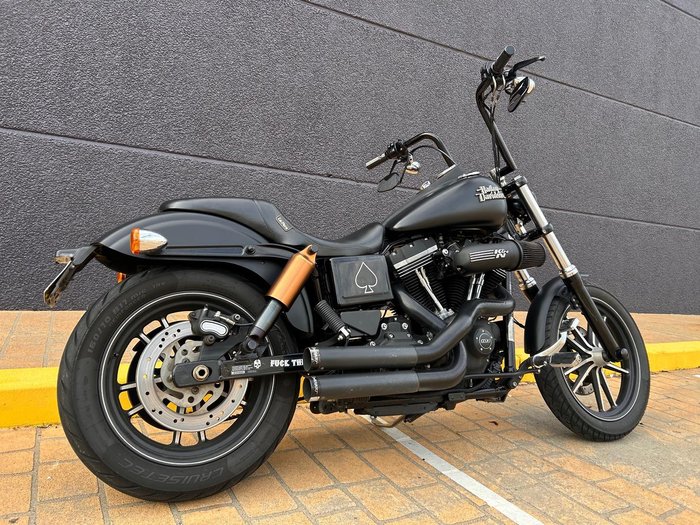 2015 Harley-Davidson Dyna Street Bob Special (FXDBC) Dyna Black