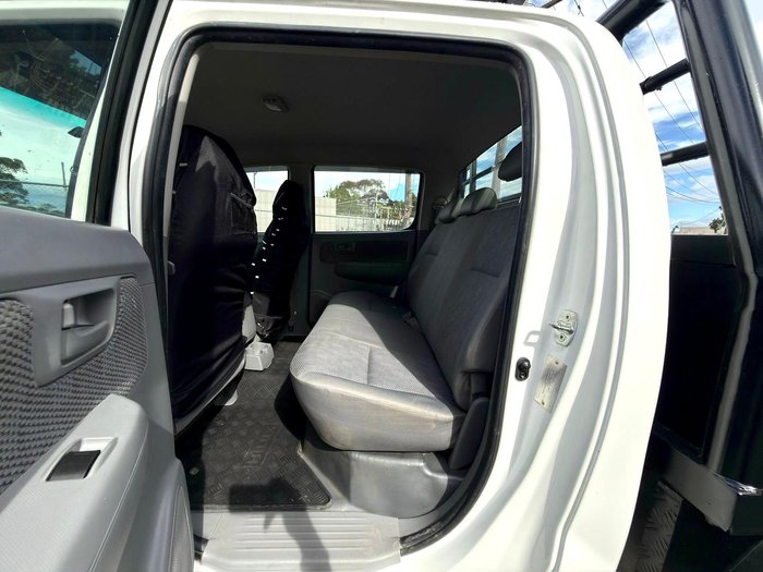 2010 Toyota Hilux SR KUN26R MY10 4X4 Glacier White