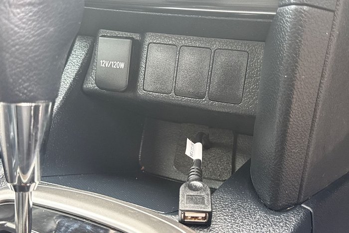 2014 Toyota Corolla RZ ZRE182R Silver Pearl