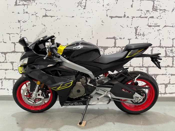 2025 Aprilia RS 660 LAMS RS Grey