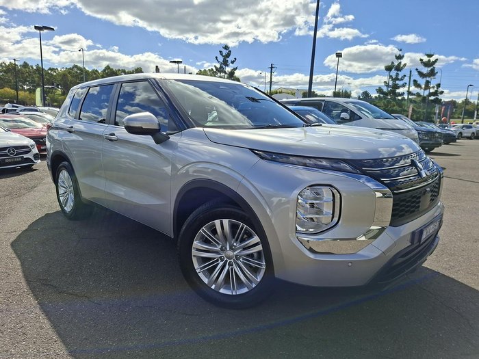 2023 Mitsubishi Outlander