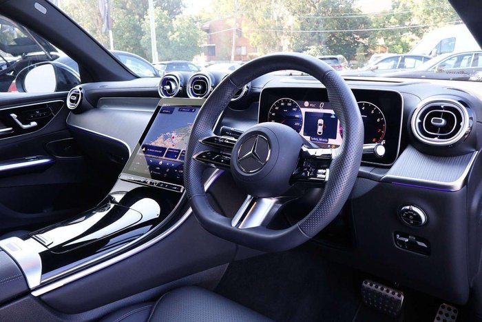 2025 Mercedes-Benz GLC-Class GLC300