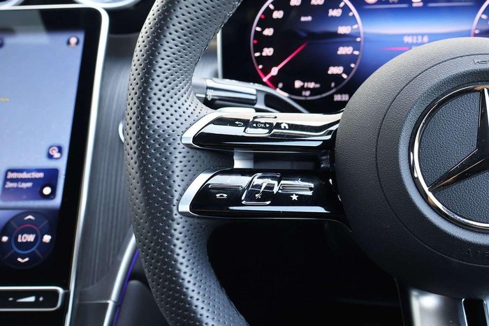 2025 Mercedes-Benz GLC-Class GLC300