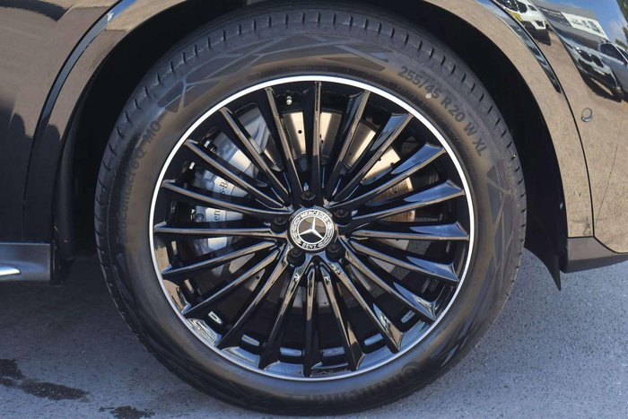 2025 Mercedes-Benz GLC-Class GLC300