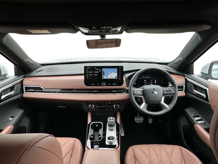 2025 Mitsubishi Outlander Exceed Tourer