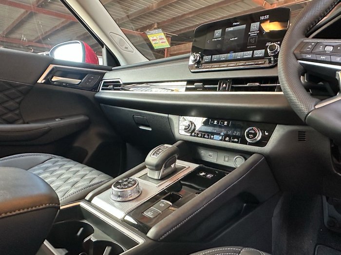 2025 Mitsubishi Outlander PHEV Exceed Tourer