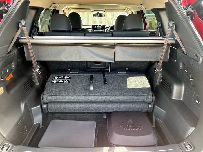 2025 Mitsubishi Outlander PHEV Exceed Tourer