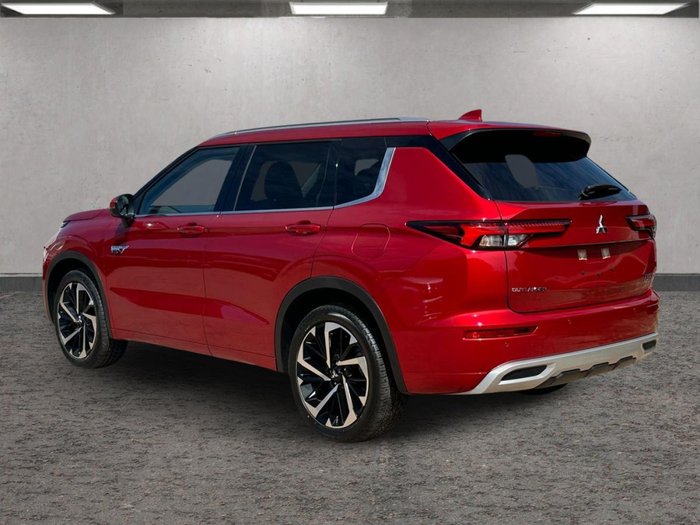 2025 Mitsubishi Outlander Exceed