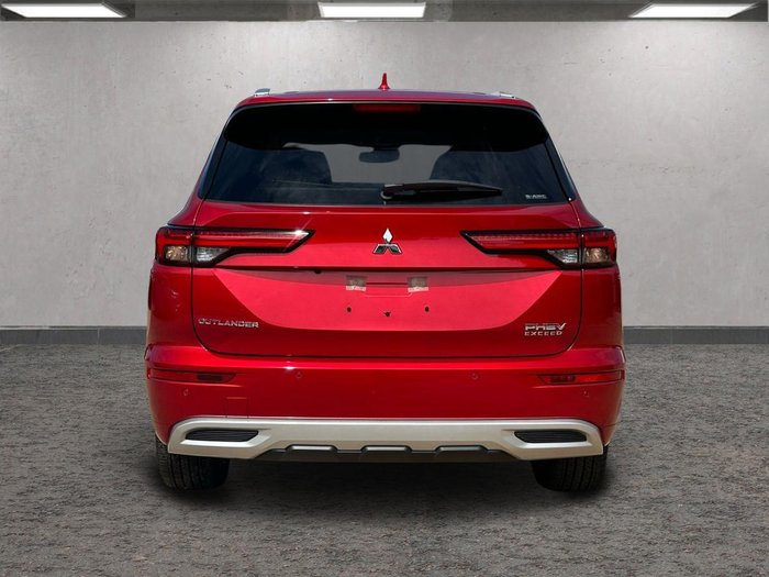 2025 Mitsubishi Outlander PHEV Exceed Tourer