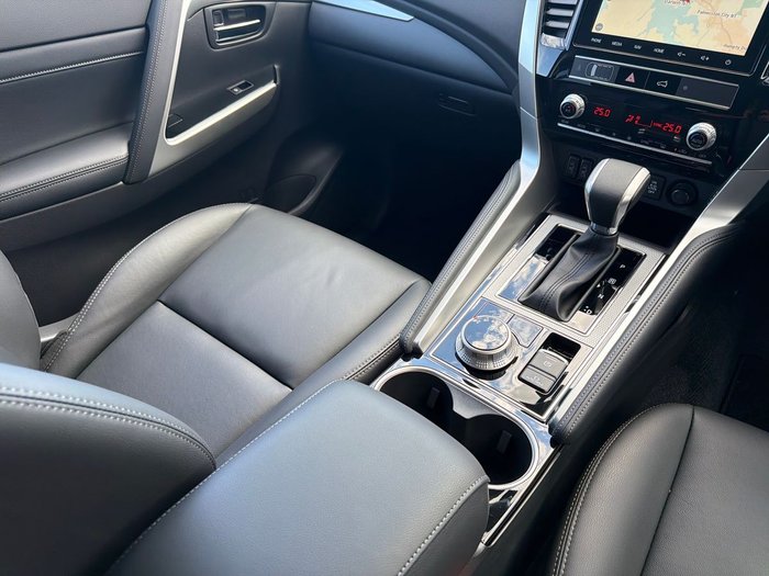 2025 Mitsubishi Pajero Sport Exceed