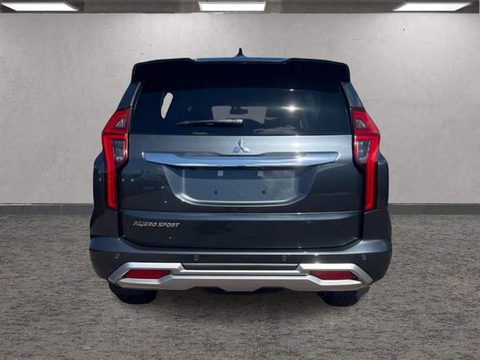 2025 Mitsubishi Pajero Sport Exceed