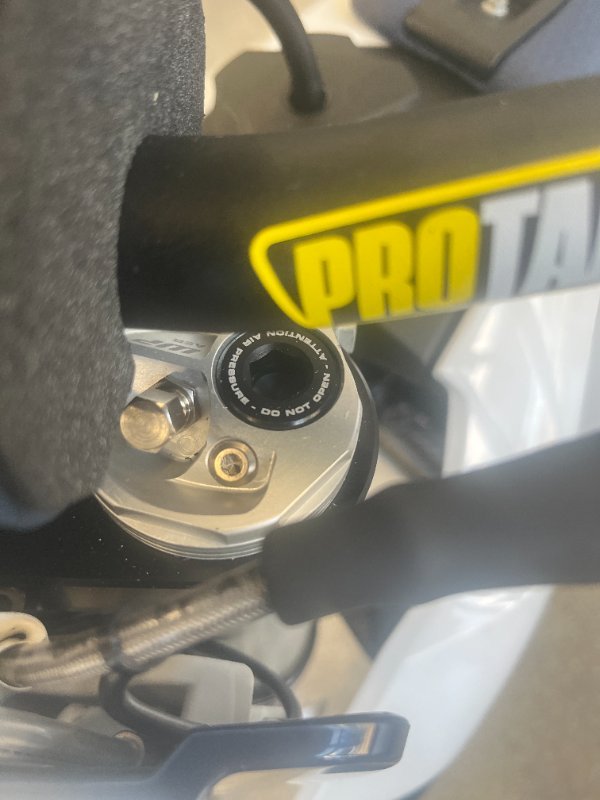 2026 HUSQVARNA FC450 WHITE