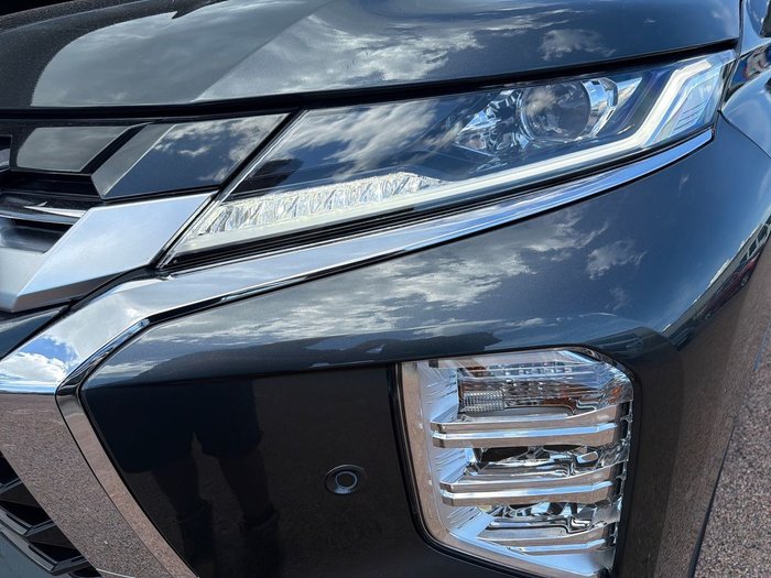 2000 Mitsubishi Pajero Sport