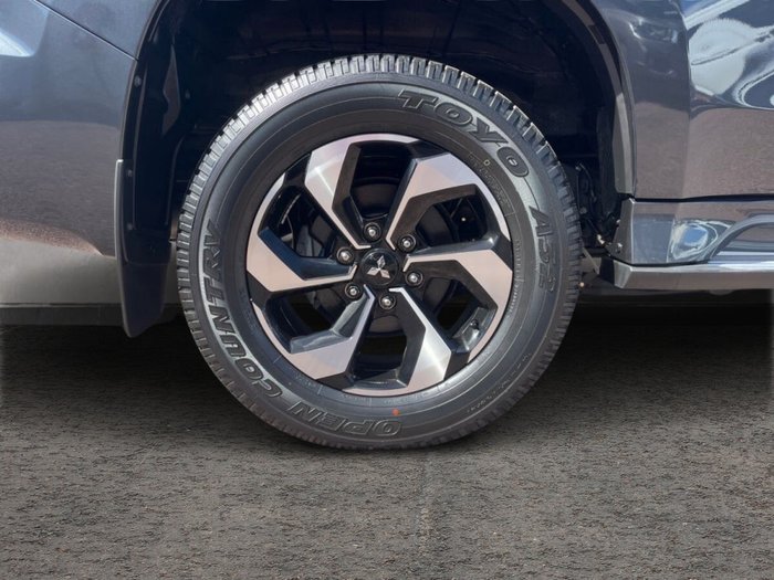 2000 Mitsubishi Pajero Sport