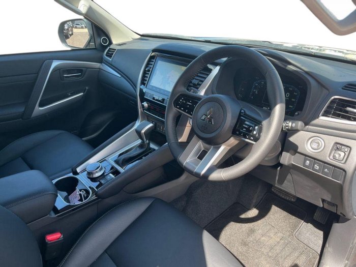 2000 Mitsubishi Pajero Sport