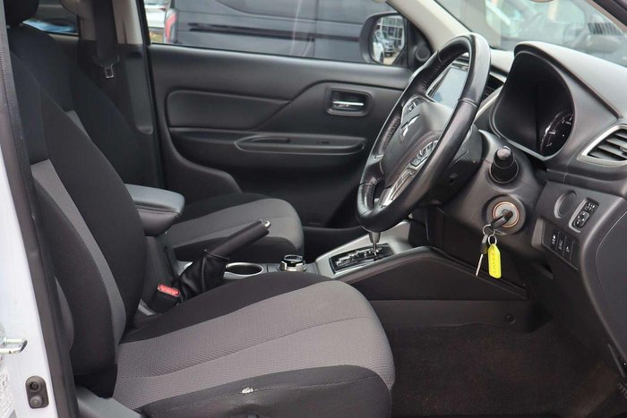 2021 Mitsubishi Triton GLX-R MR MY21 4X4 Dual Range White
