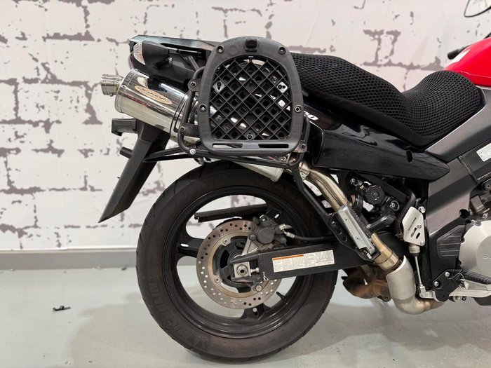 2012 Suzuki V-Strom 1000 (DL1000) V-Strom Red