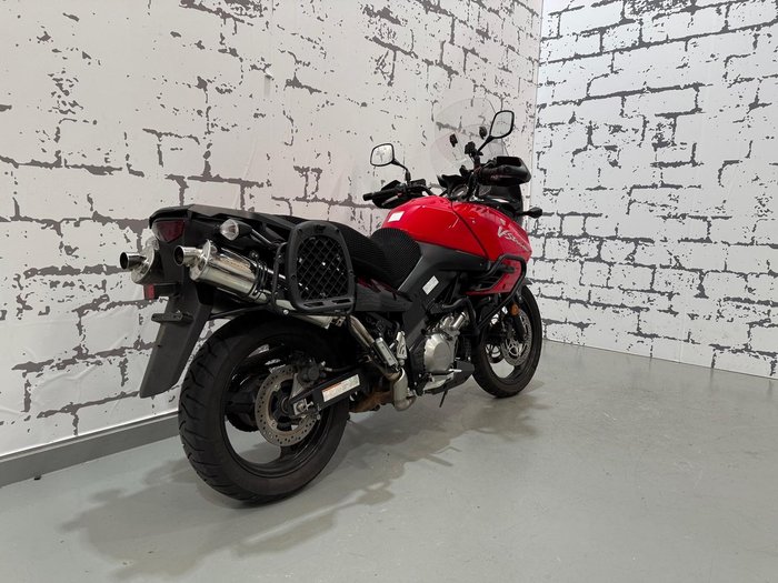 2012 Suzuki V-Strom 1000 (DL1000) V-Strom Red
