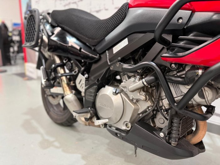 2012 Suzuki V-Strom 1000 (DL1000) V-Strom Red