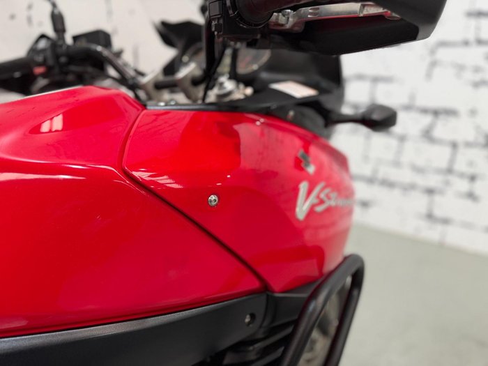2012 Suzuki V-Strom 1000 (DL1000) V-Strom Red