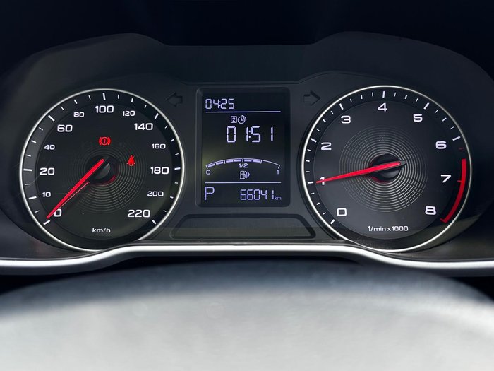 2021 MG ZS Essence AZS1 MY21 Dover White