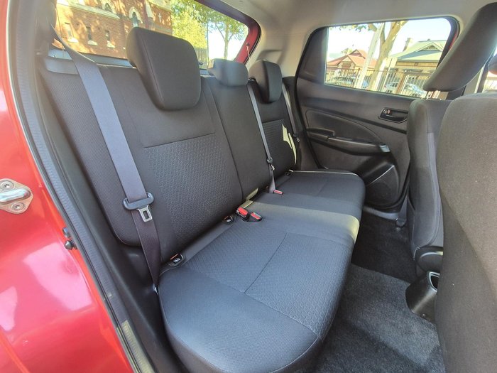 2019 Suzuki Swift GL Navigator