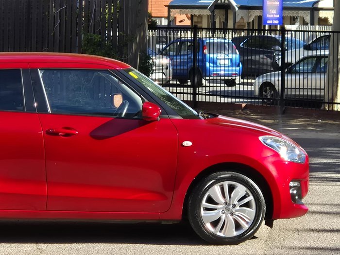 2019 Suzuki Swift GL Navigator