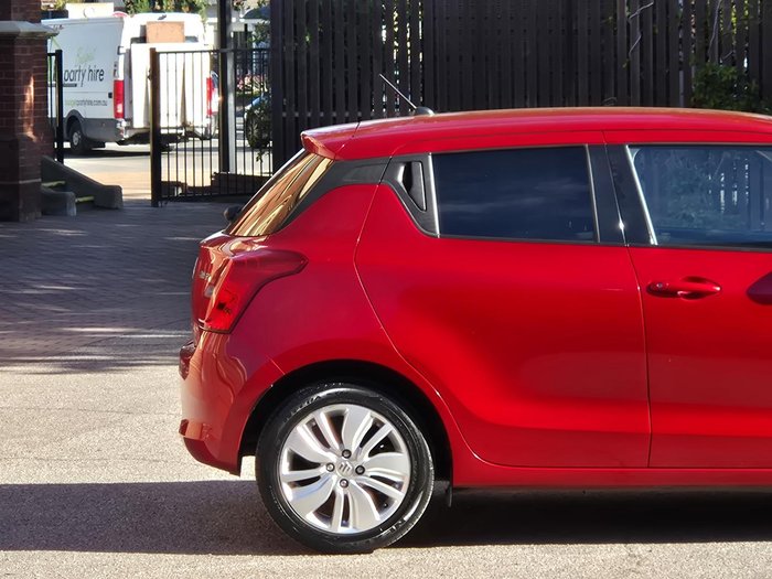 2019 Suzuki Swift GL Navigator