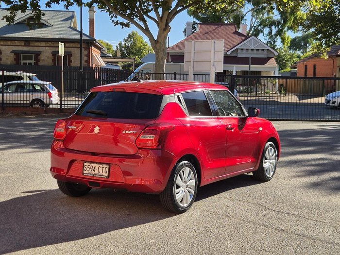 2019 Suzuki Swift GL Navigator