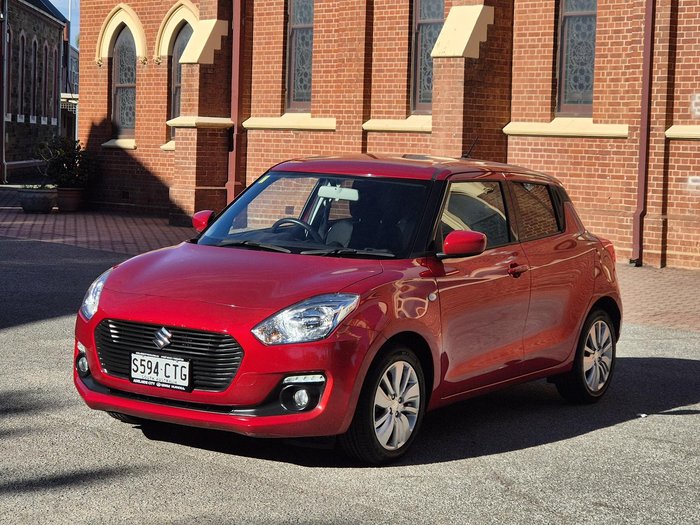 2019 Suzuki Swift GL Navigator