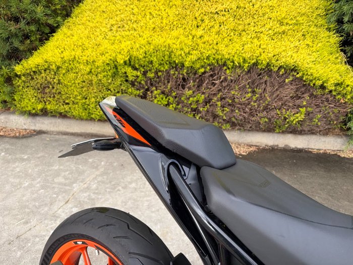 2022 Ktm 390 DUKE Orange