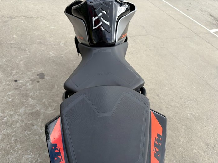 2022 Ktm 390 DUKE Orange