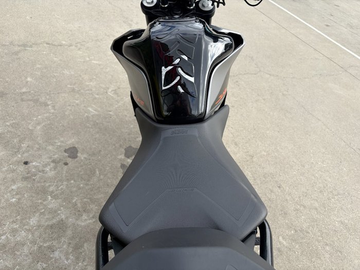 2022 Ktm 390 DUKE Orange